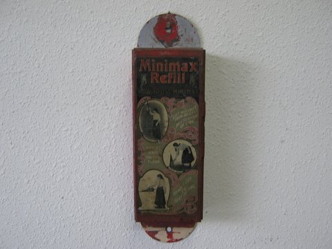 Mini Max refill Tin Box. Held soda for extinguish