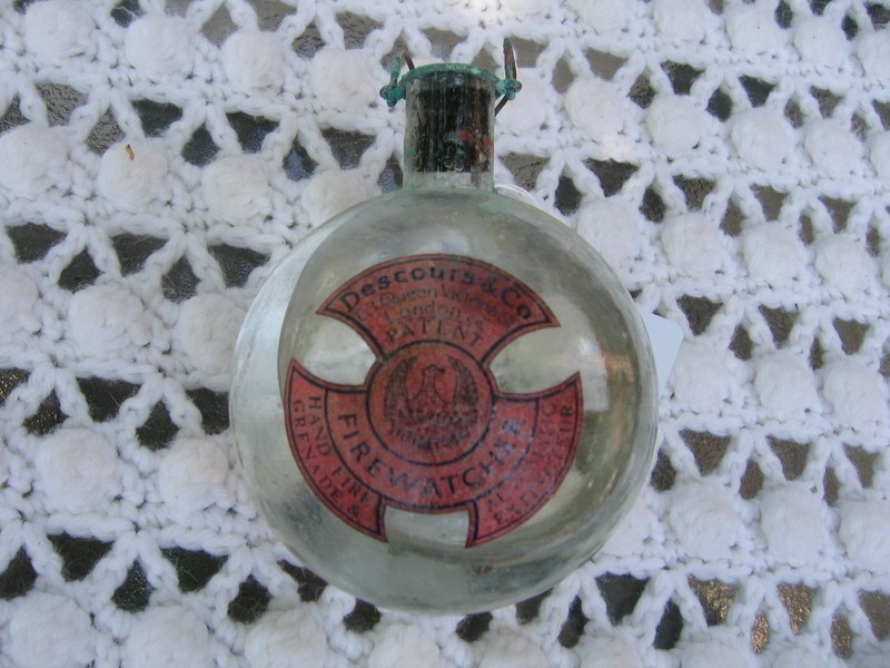 Grenade. Clear Glass 3/4 Full. Descours & Co. F
