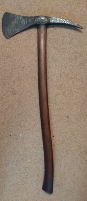 Complete Picture of the Fire Axe.