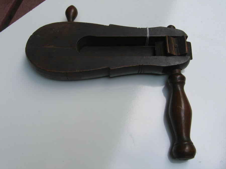 #006 Watchman’s Rattle