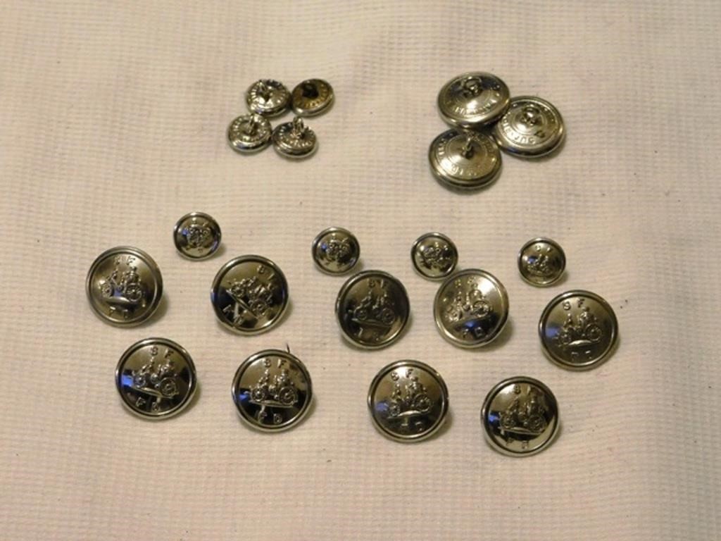 Uniform, button set