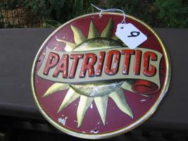 Patriotic, Ireland. Tin. 7" diameter. Red Backg