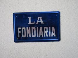 La Fondiaria. Italy. 5 1/2x8 1/2 Tin. Blue Back