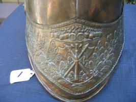 Picture of the Bottom Front of the Helmet. It mov